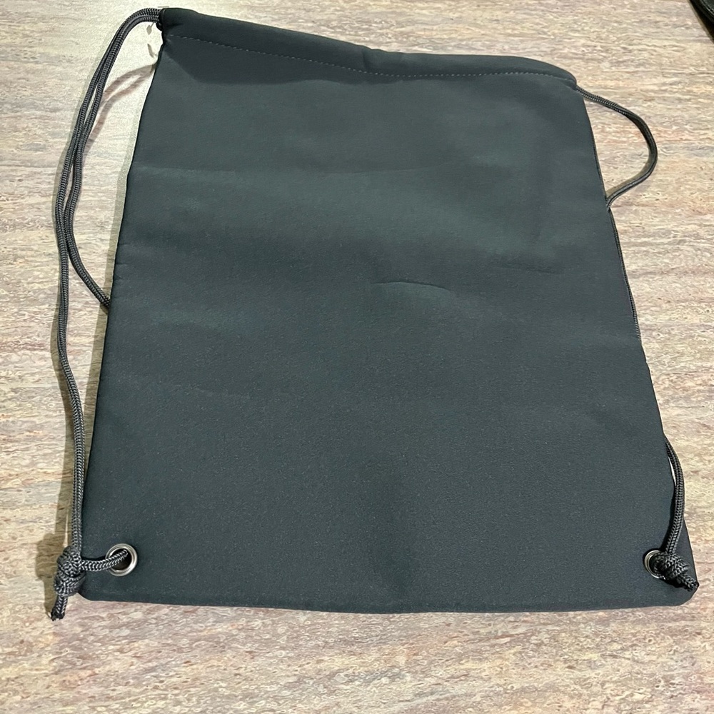 Nwot Rodan + Fields Drawstring Backpack - image 6